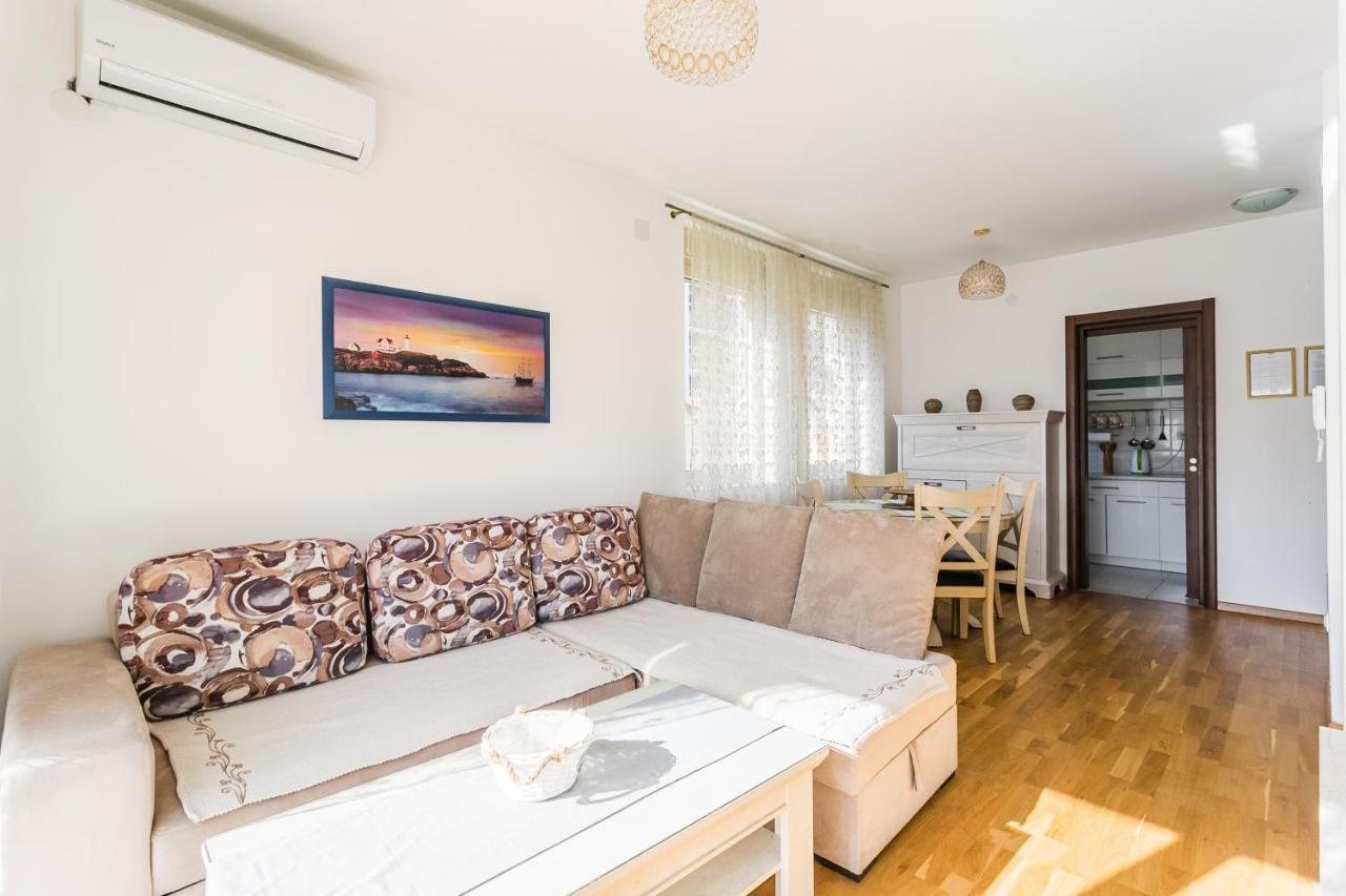 Apartments Lora Cetinjska Budva Exterior photo